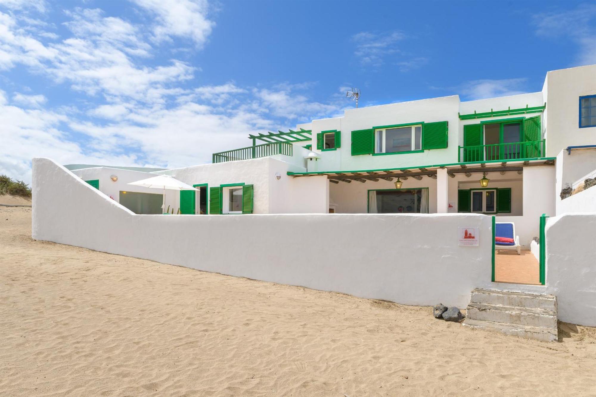 Famara Caracolillos, La Casa Bagian luar foto