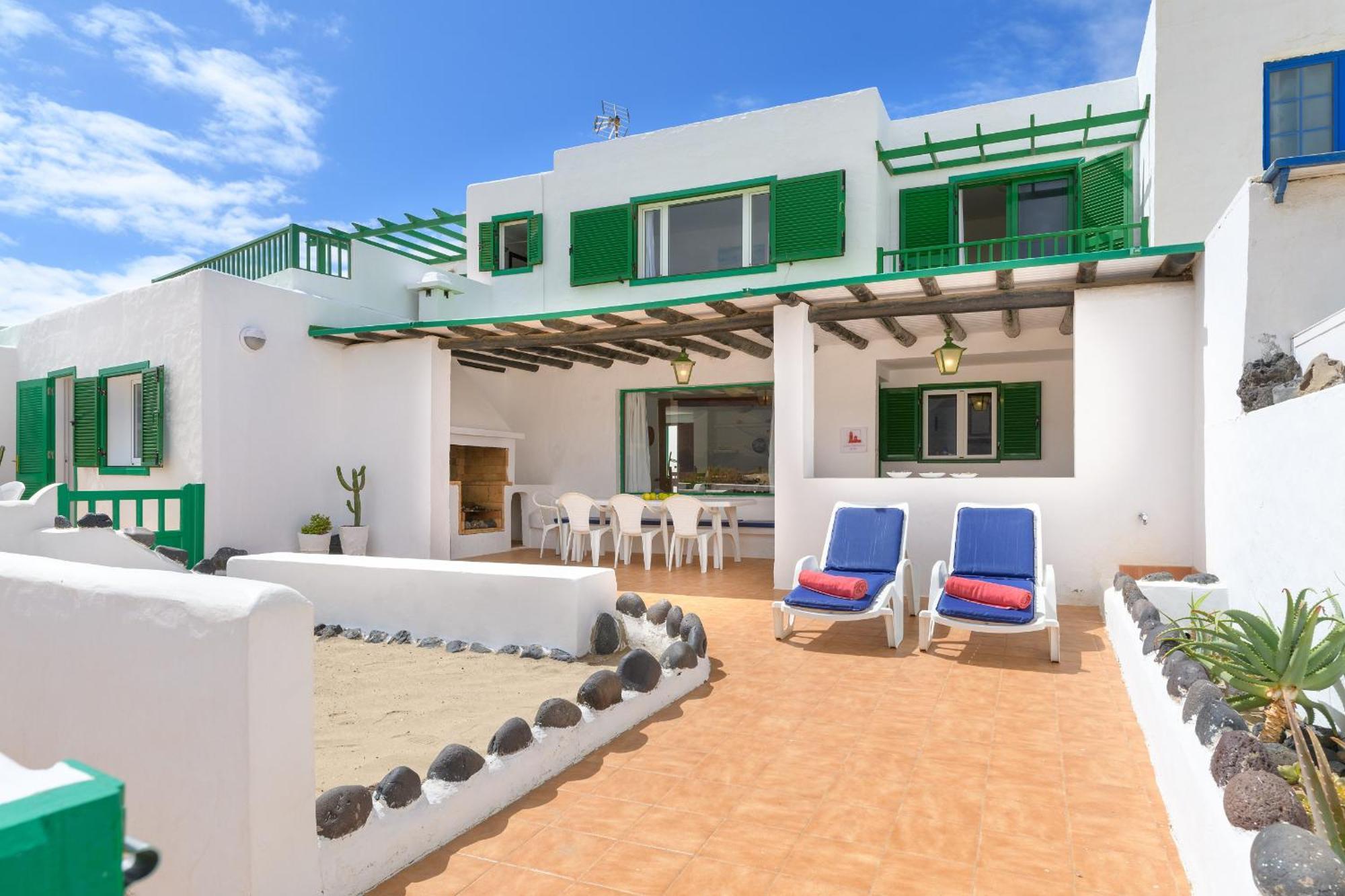 Famara Caracolillos, La Casa Bagian luar foto